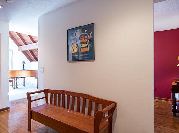 3rd image of 226 Pleasant Ln
