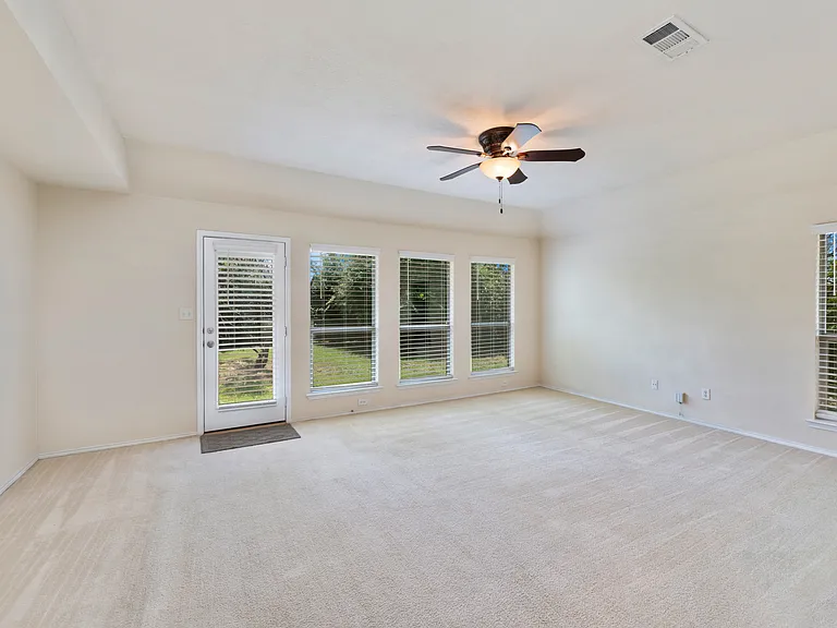 1200 Sierra Blanca Dr — Photo 7