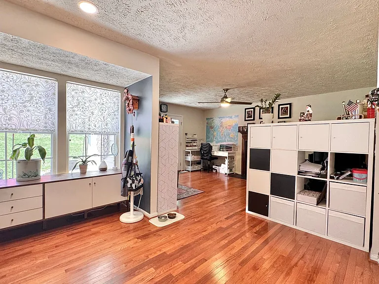 69 Spring Lake Dr — Photo 12