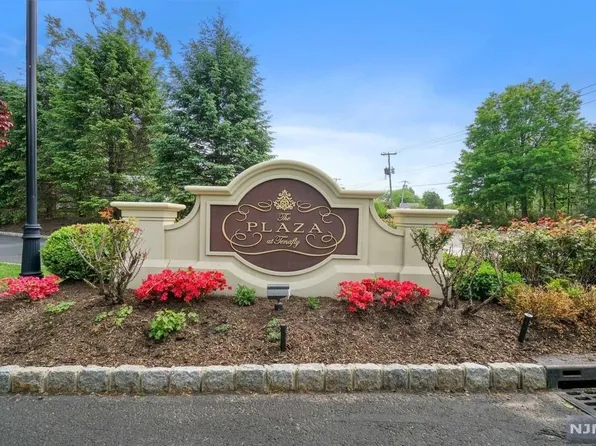 3112 The Plz, Tenafly, NJ 07670