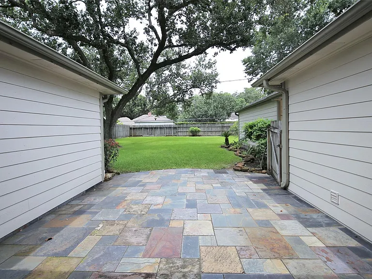 2315 Eaglerock Dr — Photo 22