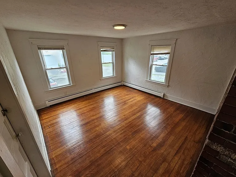 5 Brookdale St #1 — Photo 10