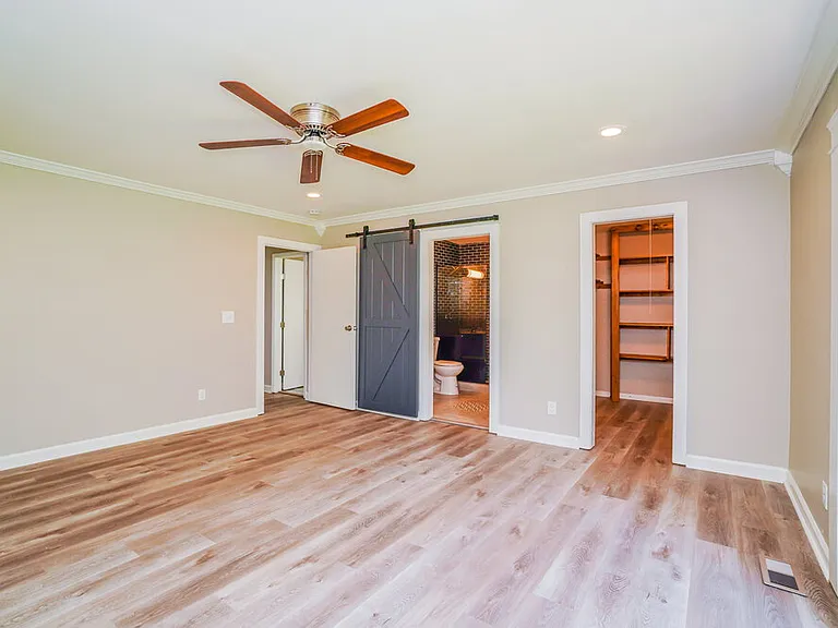 800 Caroway Blvd — Photo 13