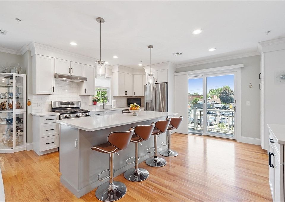 1st image of 76 South Ave #201