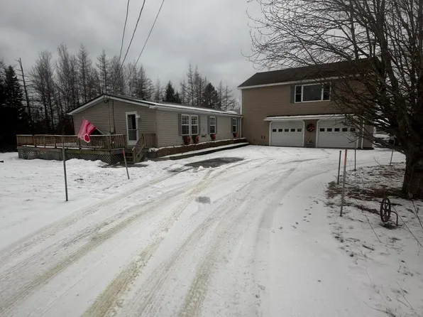 513 Corea Road, Gouldsboro, ME 04624