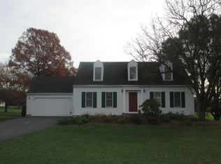 3918 Shenandoah Dr, Crystal Lake, IL 60012