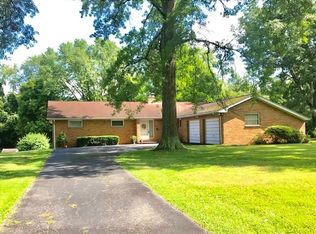 2015 Lakewood Dr, Saint Albans, WV 25177