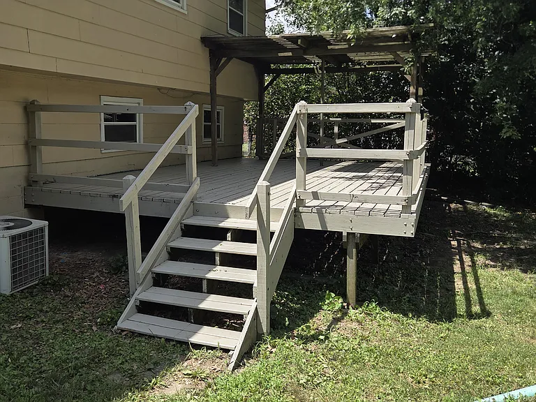 2217 Willow St — Photo 11