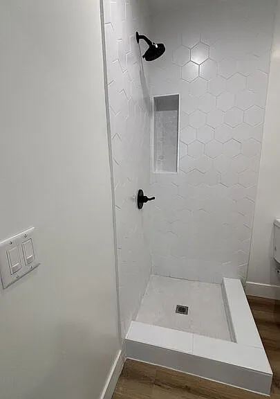 2437 Centinela Ave #11 — Photo 11