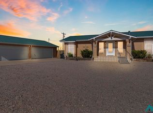 216 Country Club Rd, Elephant Butte, NM 87935