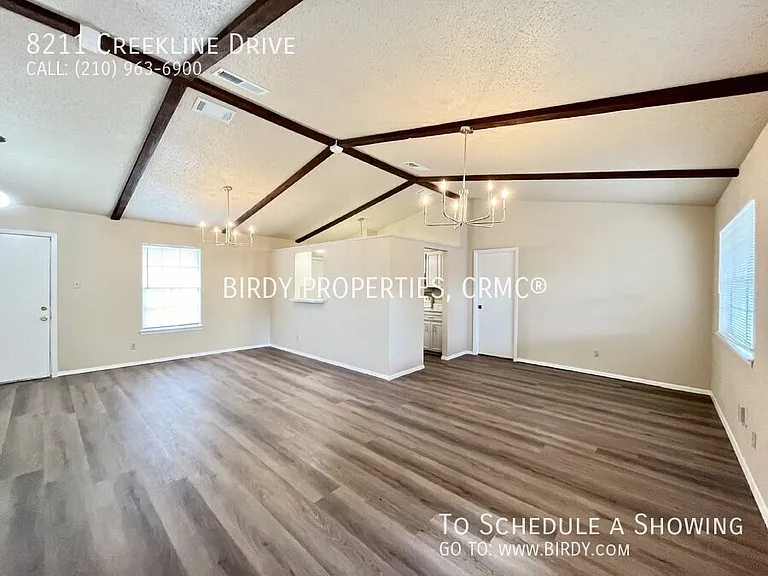 8211 Creekline Dr — Photo 8