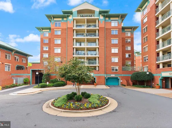 545 E Braddock Rd APT 204, Alexandria, VA 22314