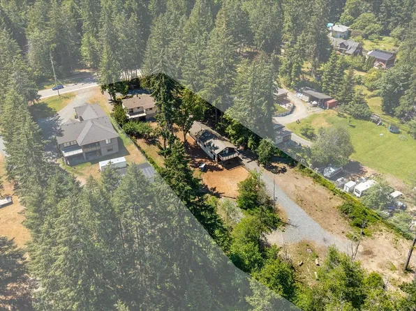 8959 Chemainus Rd, North Cowichan, BC V0R 1K5