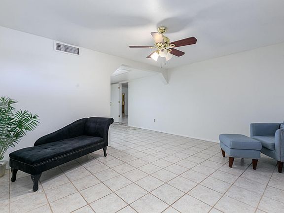 4th image of 1334 E Cinnabar Ave
