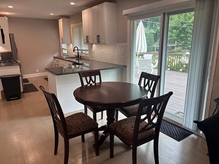 130 Birchwood Rd — Photo 8
