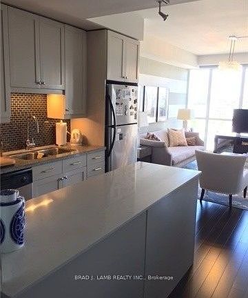 5th image of 1 Shaw St #1402