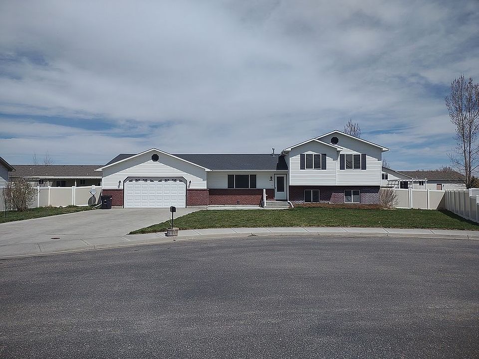 1st image of 3065 E Brettonwood Dr