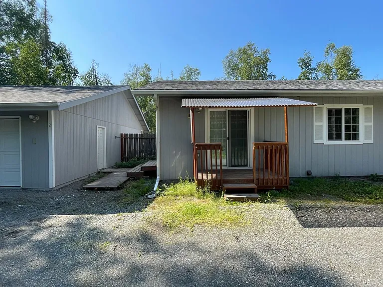 3125 N Cambay Ct — Photo 1