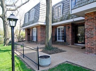 3019 Highland Ave, Wilmette, IL