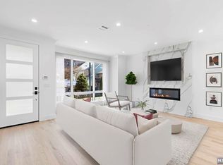 761 Williams Pl, Cliffside Park, NJ 07010