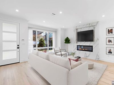 761 Williams Pl, Cliffside Park, NJ, 07010