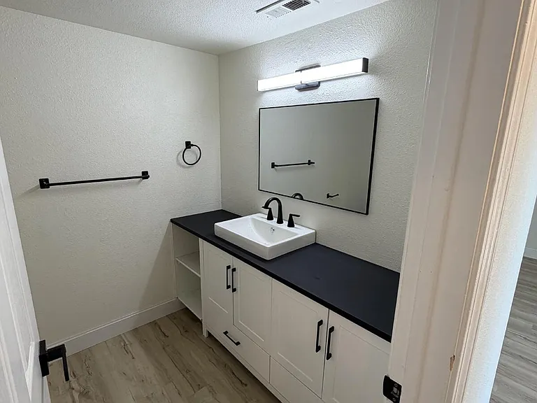 1031 Silver Elm Ct — Photo 12