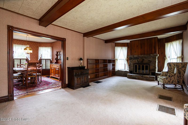 3rd image of 277 Ridge Street