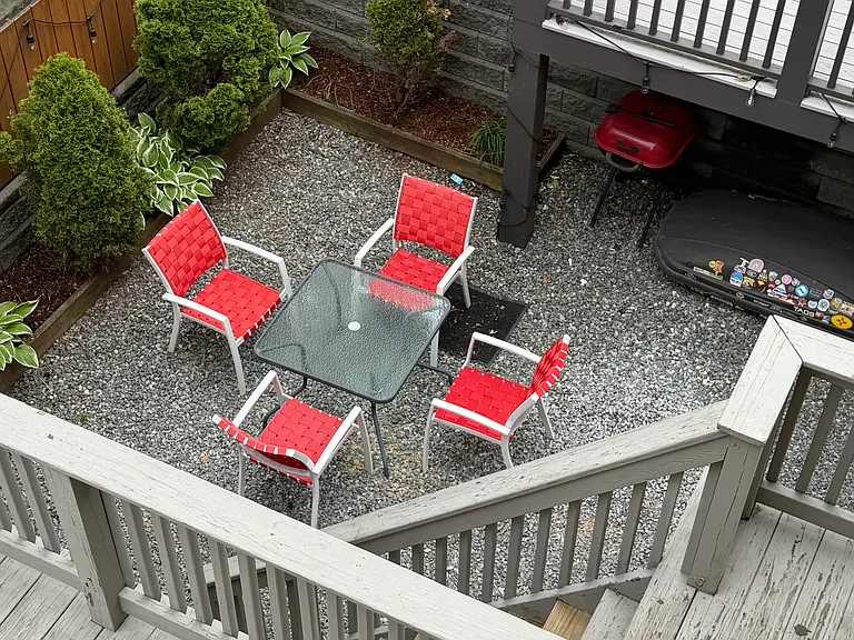 26 Brooks St #2 — Photo 11