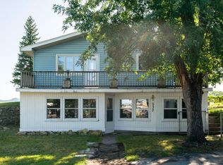 530 Fishermans Rd, La Crosse, WI 54603