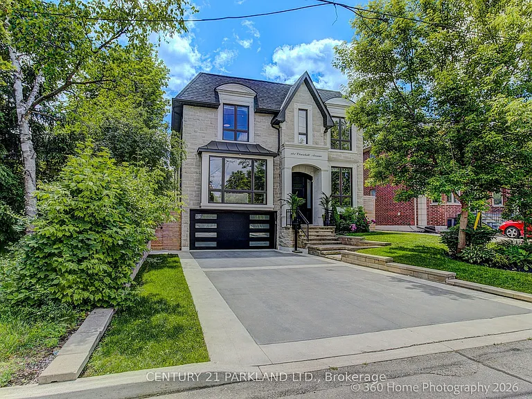 141 Churchill Ave — Photo 2