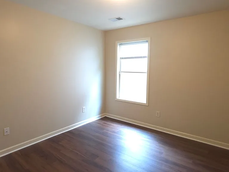 237 Ascott Ln — Photo 12