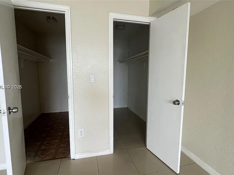 486 NW 165th Street Rd #B606 — Photo 17