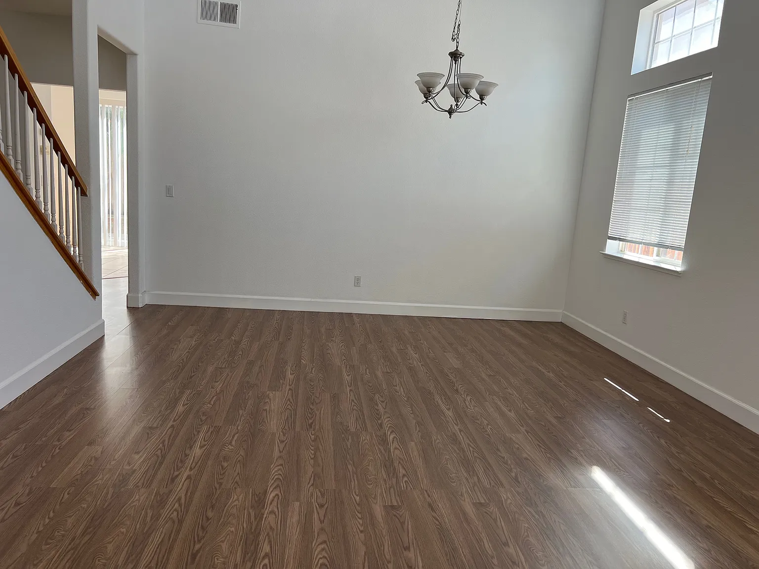 5 bed, 2522 sqft, $3,600 — Photo 4
