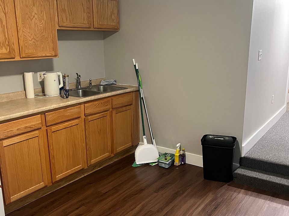 1st image of 7 Bank St #6