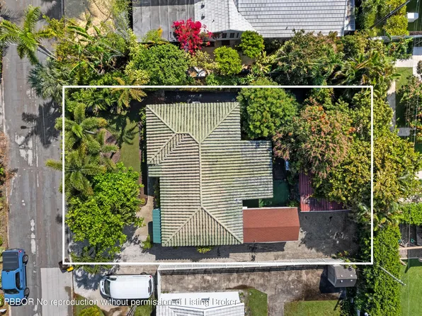 310 Russlyn Dr, West Palm Beach, FL 33405