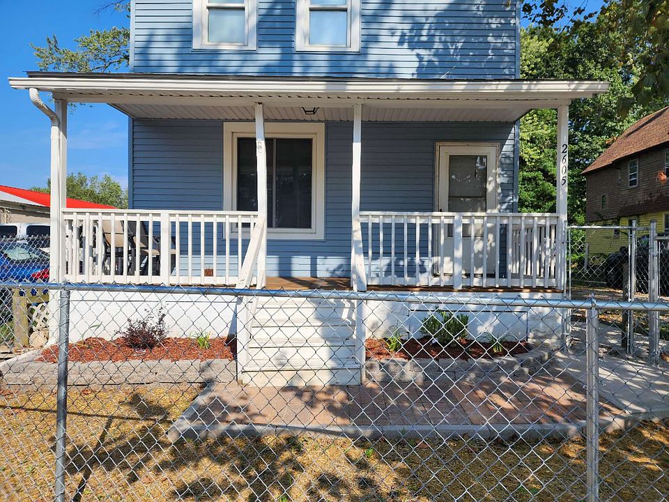 1st image of 2605 W 41st St #D
