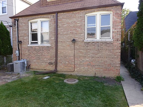 5th image of 3244 N Oak Park Ave