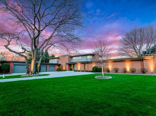 3801 Lighthouse Dr, Racine, WI 53402