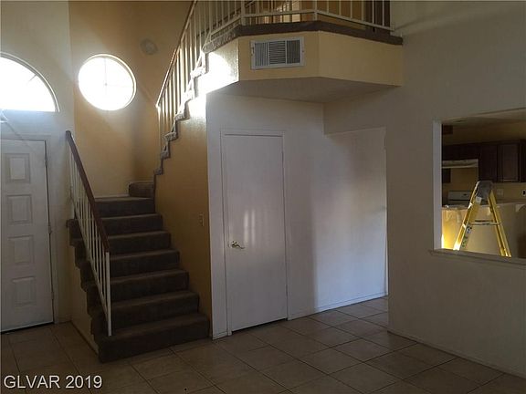 5th image of 1700 Angel Falls St