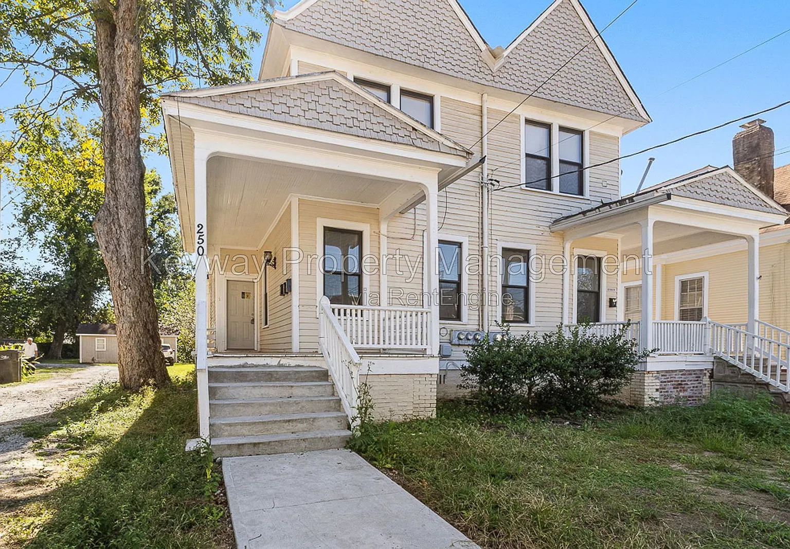 250 Telfair St — Photo 1
