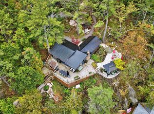 2712 Channel View Ln, Selwyn, ON K0L2H0