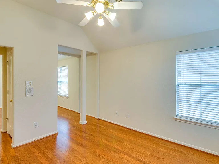 4019 Angel Springs Dr — Photo 41
