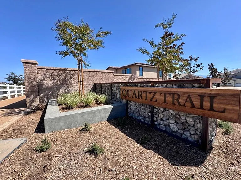 31133 Antares St — Photo 33