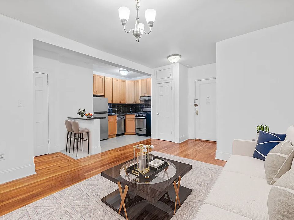 2nd image of 163 W 17th St APT 2E