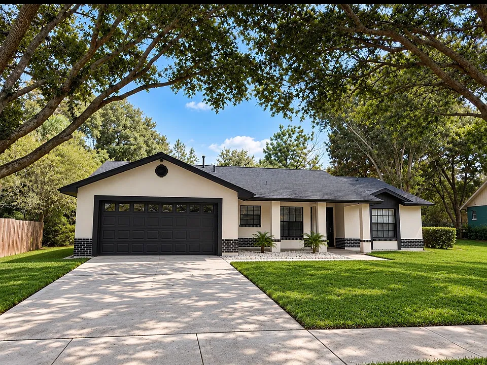 15832 Sausalito Cir