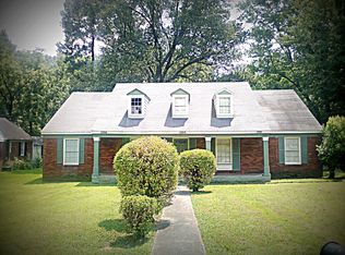 1391 Ridgewood Park Cir, Memphis, TN 38116