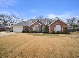 1000 Samuel Ln, Mt Pleasant, TX 75455
