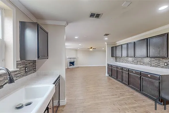 1100 Doc Holliday Dr — Photo 19