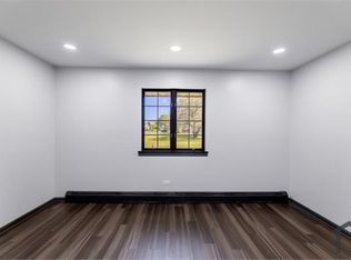 17951 Huntleigh Ct, Country Club Hills, IL 60478
