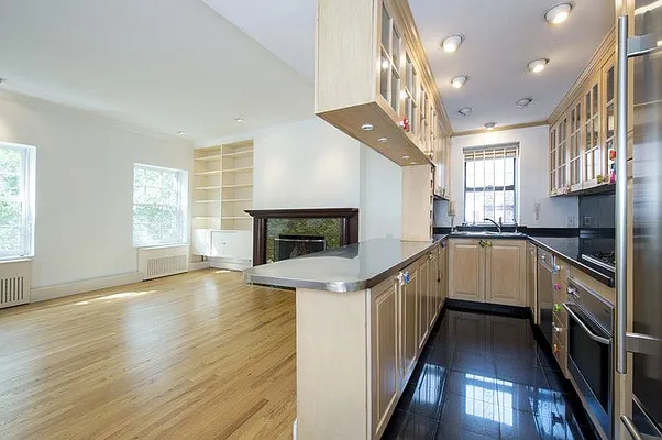 Sold by Brown Harris Stevens | media 17